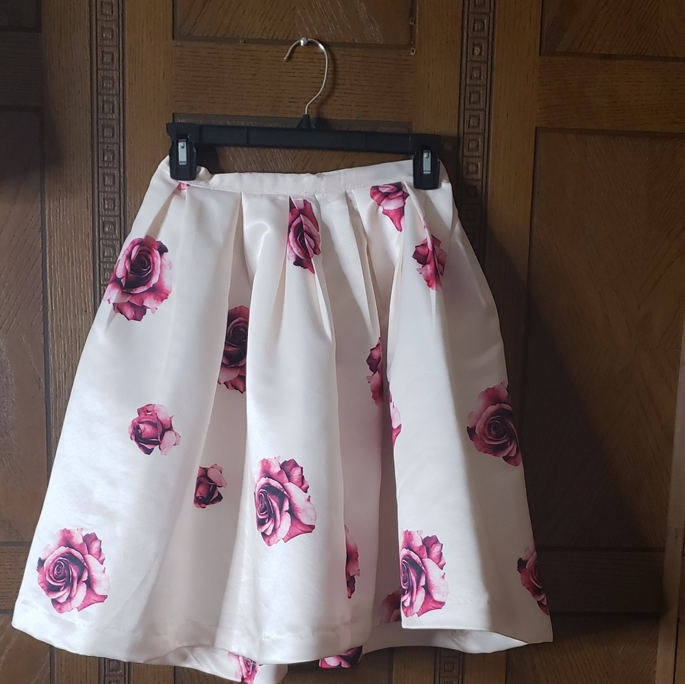 Circle Skirt with Rose Pattern